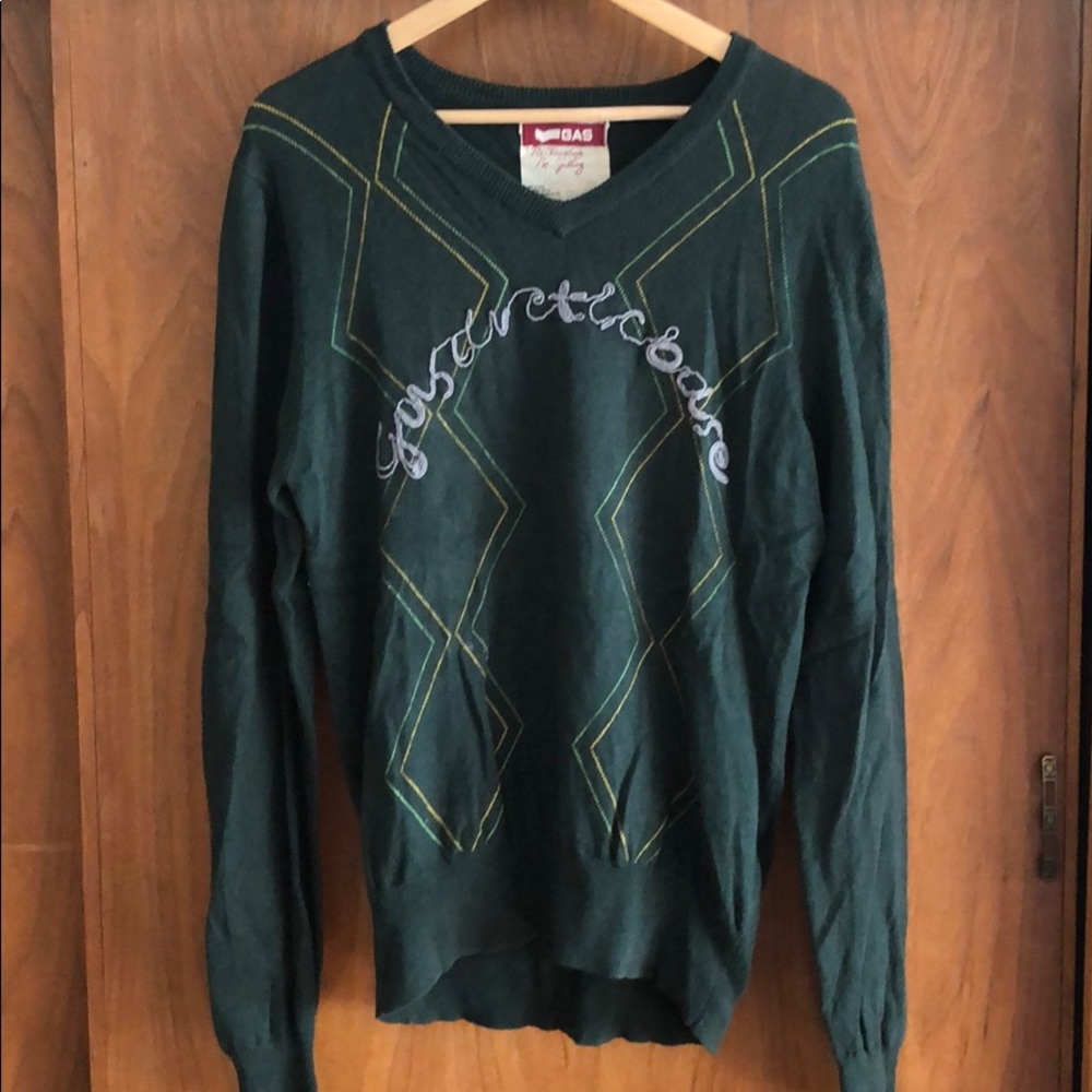 Genuine Gas branded sweat size L